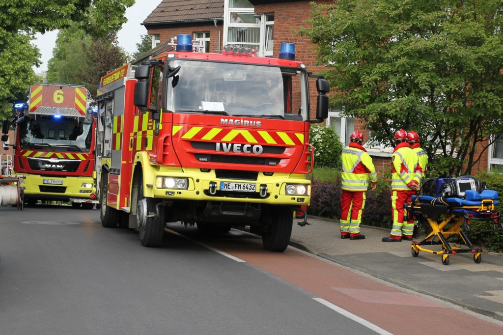 Feuerwehr im Einsatz auf der Herrenhauser Straße