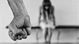 Gewalt gegen Frauen