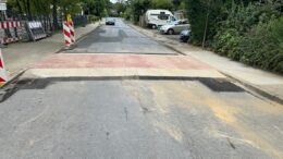 Aufpflasterung auf der Spessarstraße