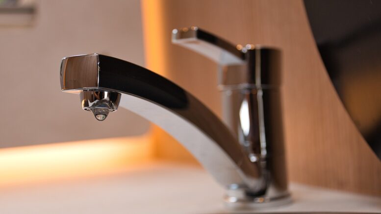 Wasserhahn