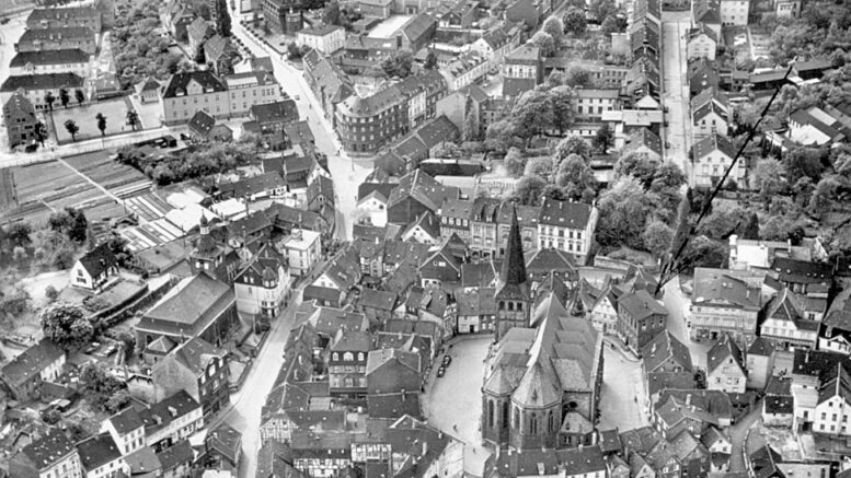 Eine Luftaufname der Innenstadt aus dem Jahre 1955