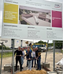 Stadtakteure beim Spatenstich