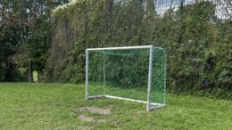 tore schumannstraße bolzplatz