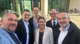 Landrätin und Bürgermeister bei der KV