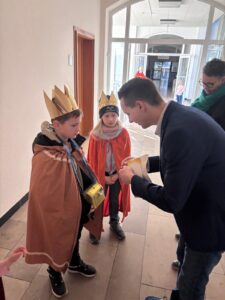 Spende für die Sternsinger