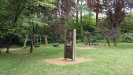 Klettwerwand Spielplatz Stadtwald